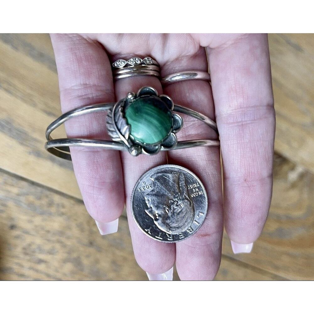 Navajo Malachite Cuff Bracelet Sterling Silver Green Flower Native Southwestern - Picture 12 of 12